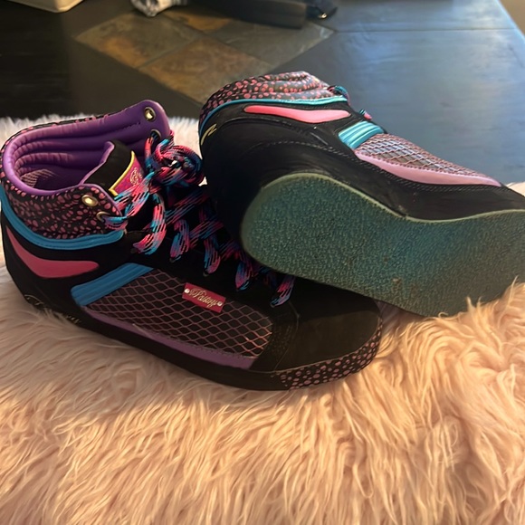 Pastry Fab Cookie Sneakers. NEO BERRY - Picture 2 of 3